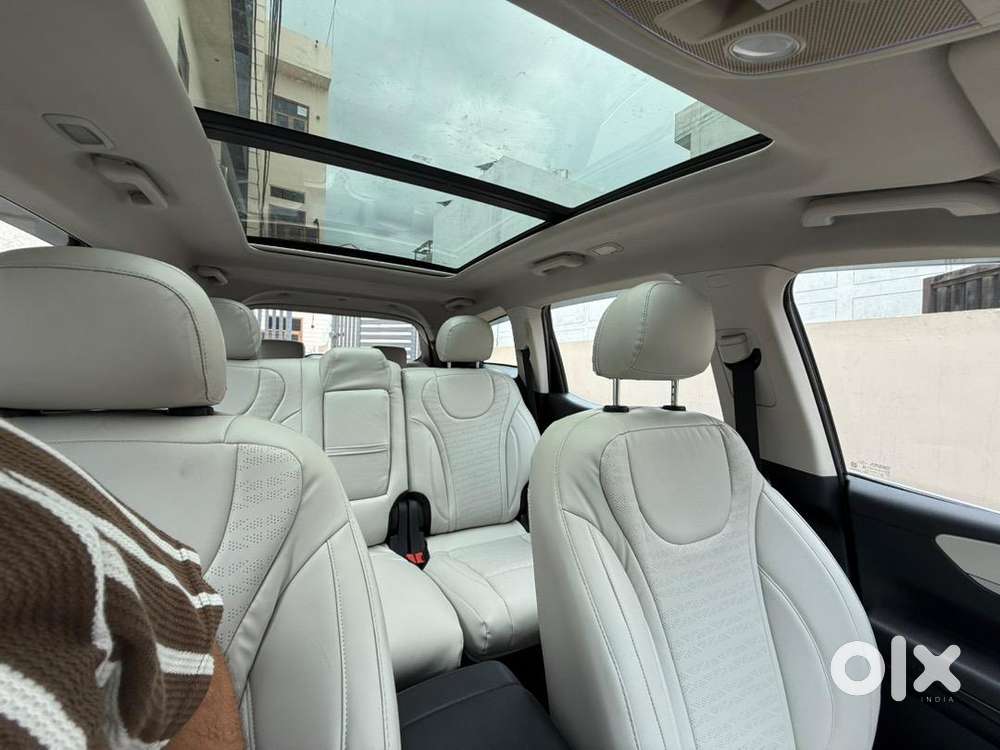 Mahindra Xuv700 2022 Petrol 69000 Km Driven