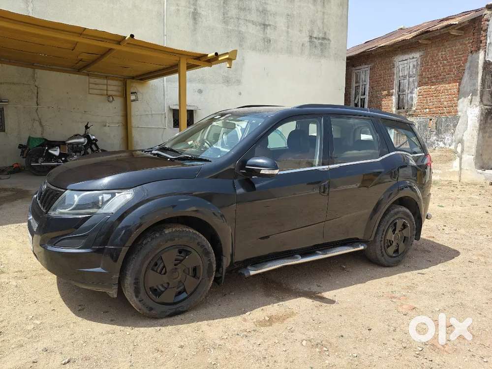 Mahindra Xuv500 2017 Diesel 109000 Km Driven