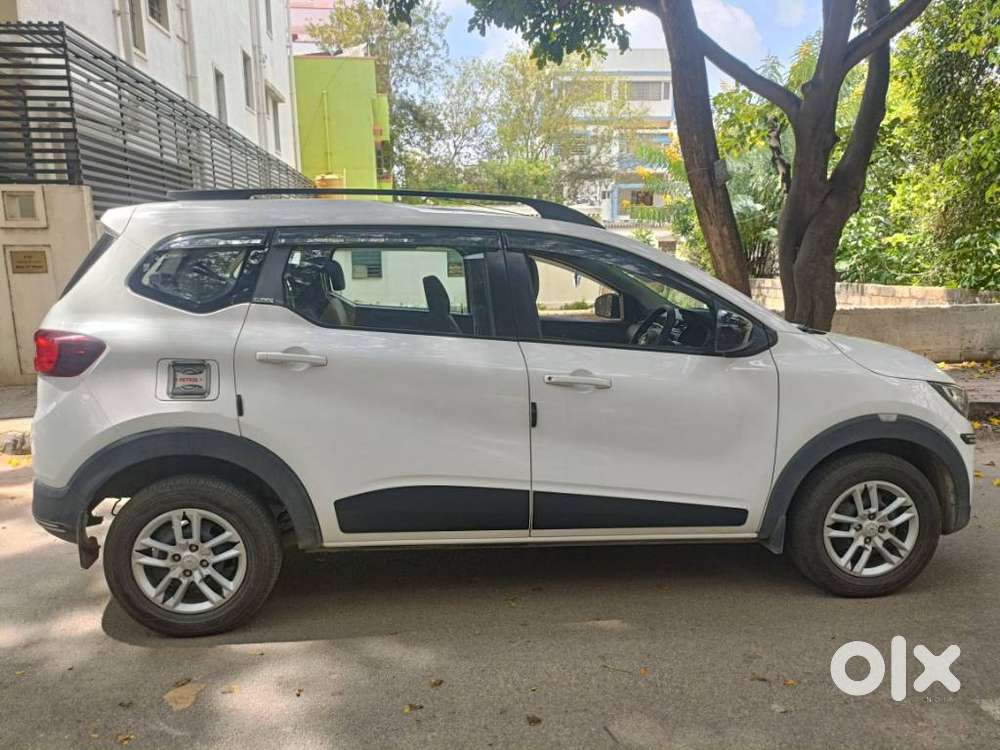 Renault Triber Rxt, 2019, Petrol