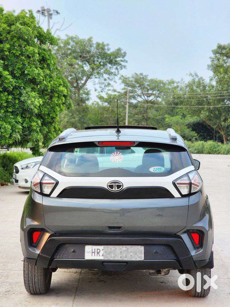 Tata Nexon 1.2 Revotron Xm (s), 2022, Petrol