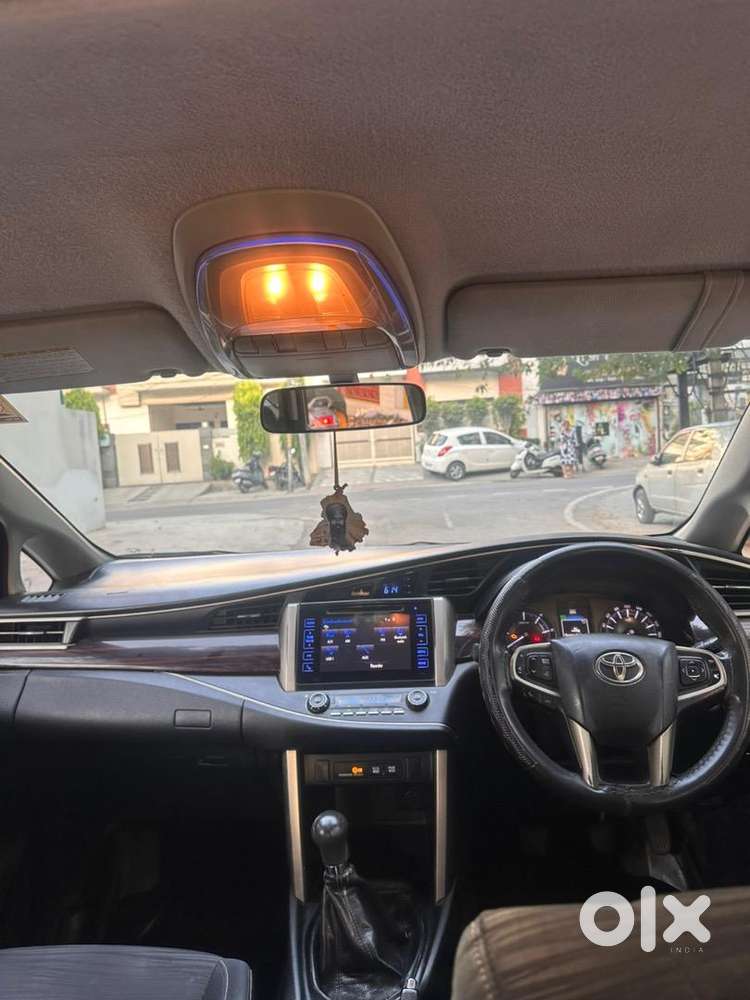 Toyota Innova Crysta  2016