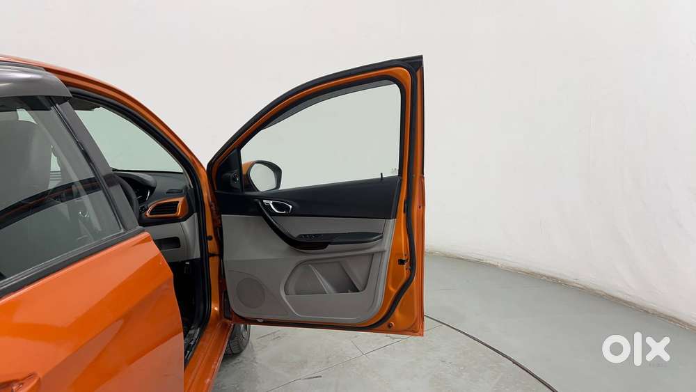 Tata Tiago 1.2 Revotron Xz Plus, 2019, Petrol