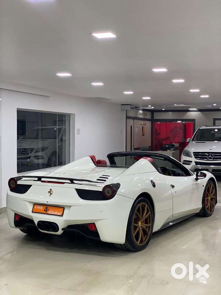 Ferrari 458 Spider, 2015