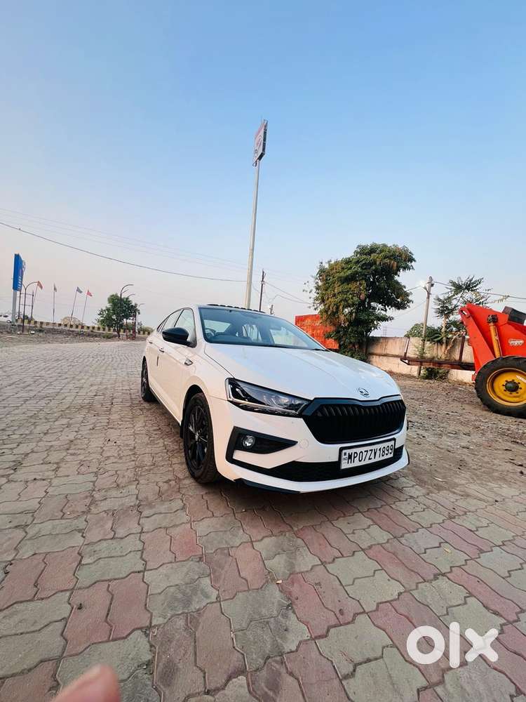Skoda Slavia Petrol Manual 2025 Style 1.0l