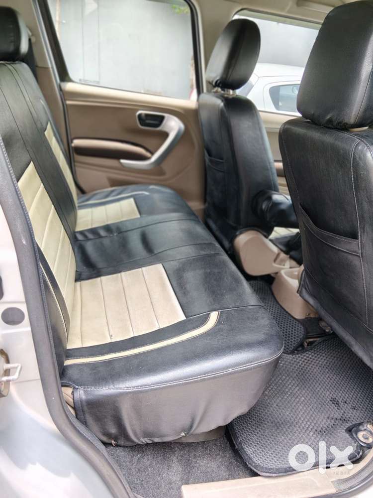 Mahindra Tuv 300 Mhawk100 T8, 2017, Diesel