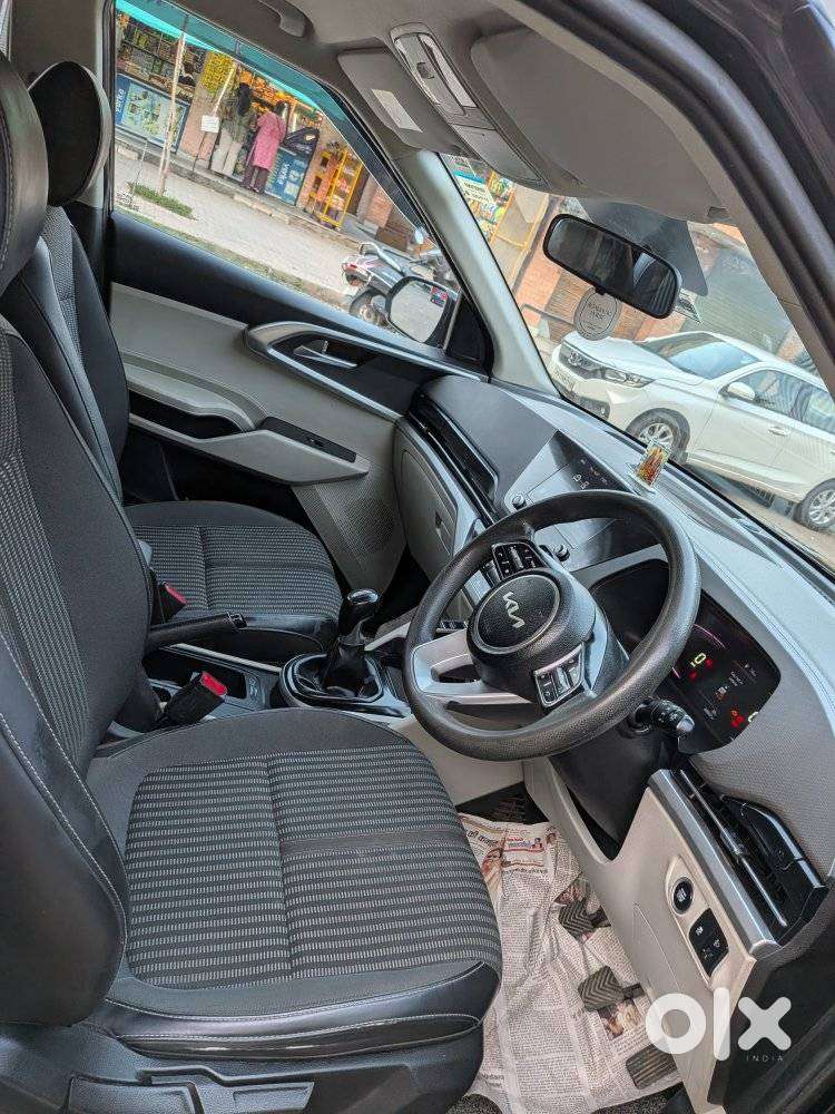 Kia Carens 1.5 Prestige Plus 7 Str Imt, 2022, Diesel