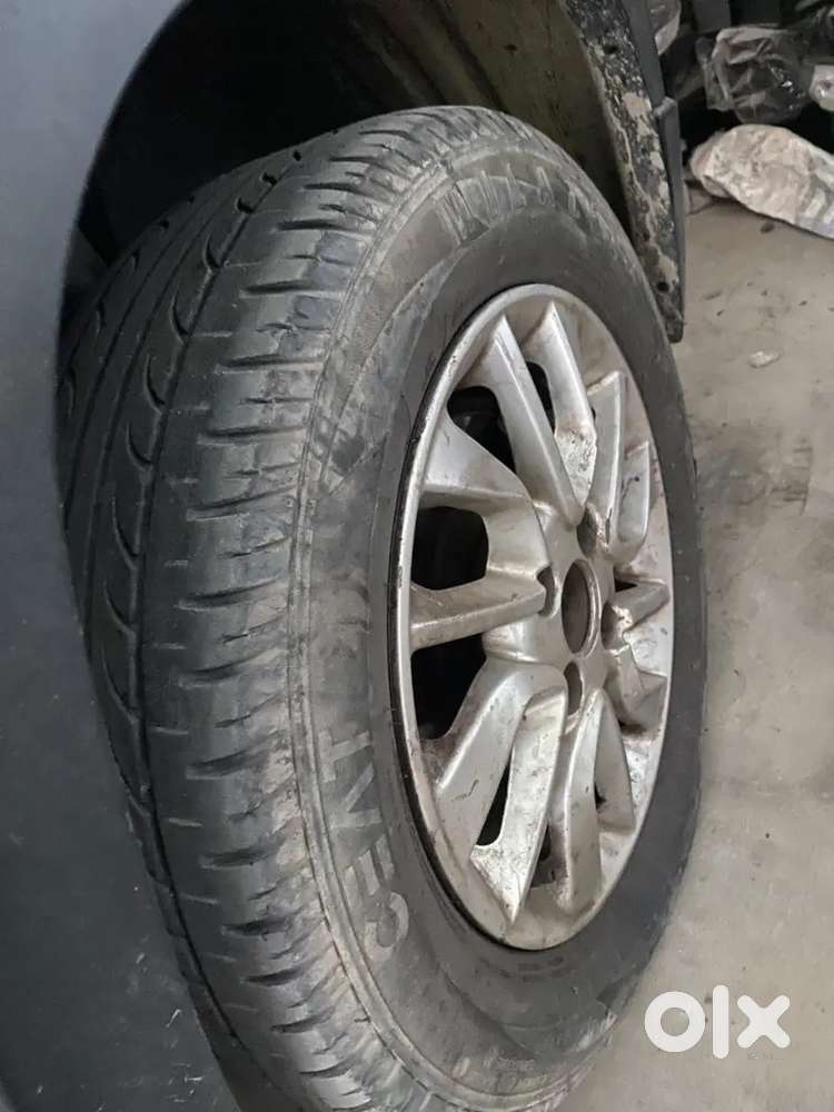 Selling My Mahindra Kuv 100