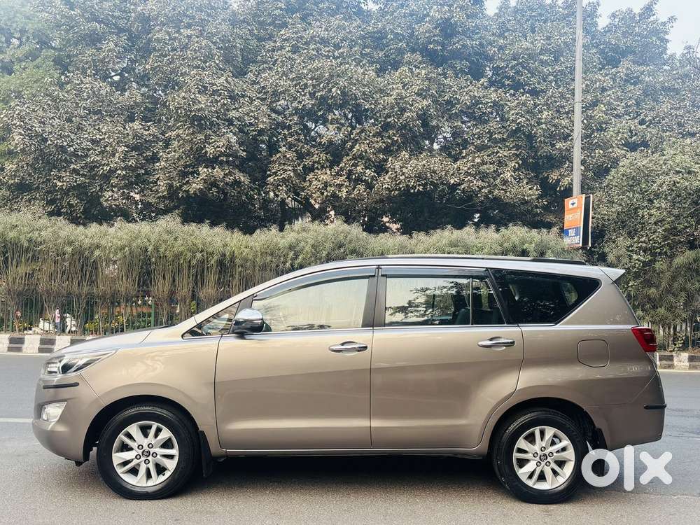 Toyota Innova Crysta 2.4 Zx Mt, 2017, Diesel