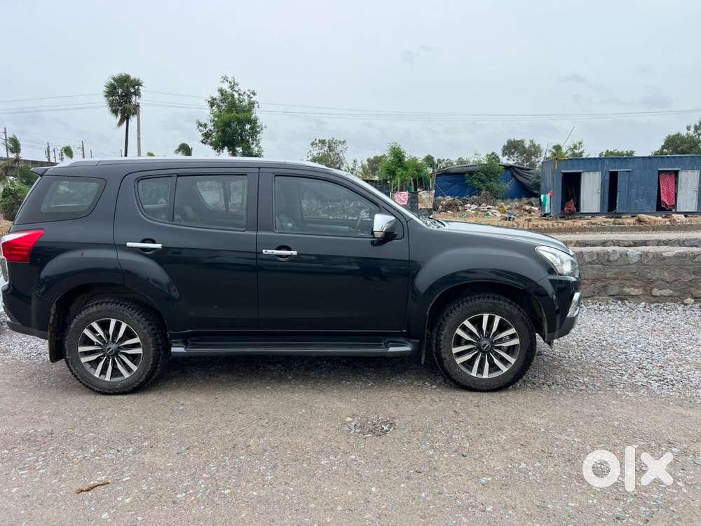 Isuzu Mu-x Diesel 4x4 Automatic, 2019 Model, 2020 Registered.