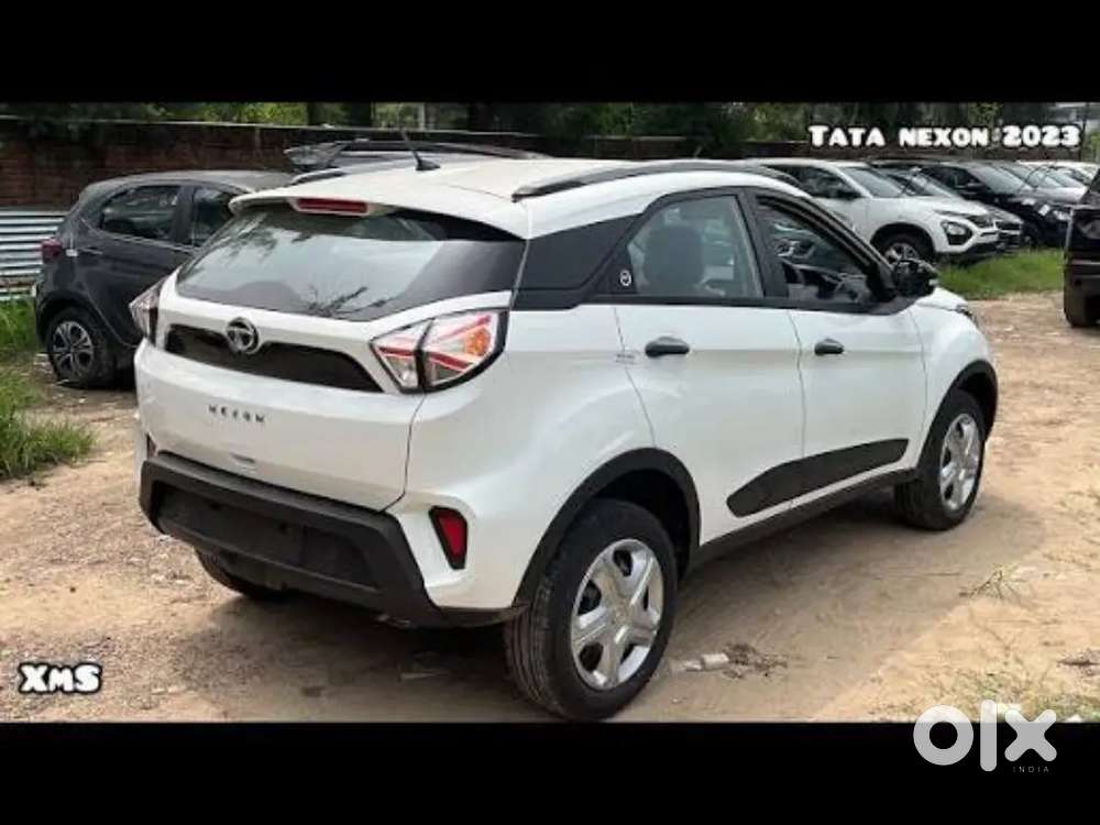 Tata Nexon Xm Sunroof Model