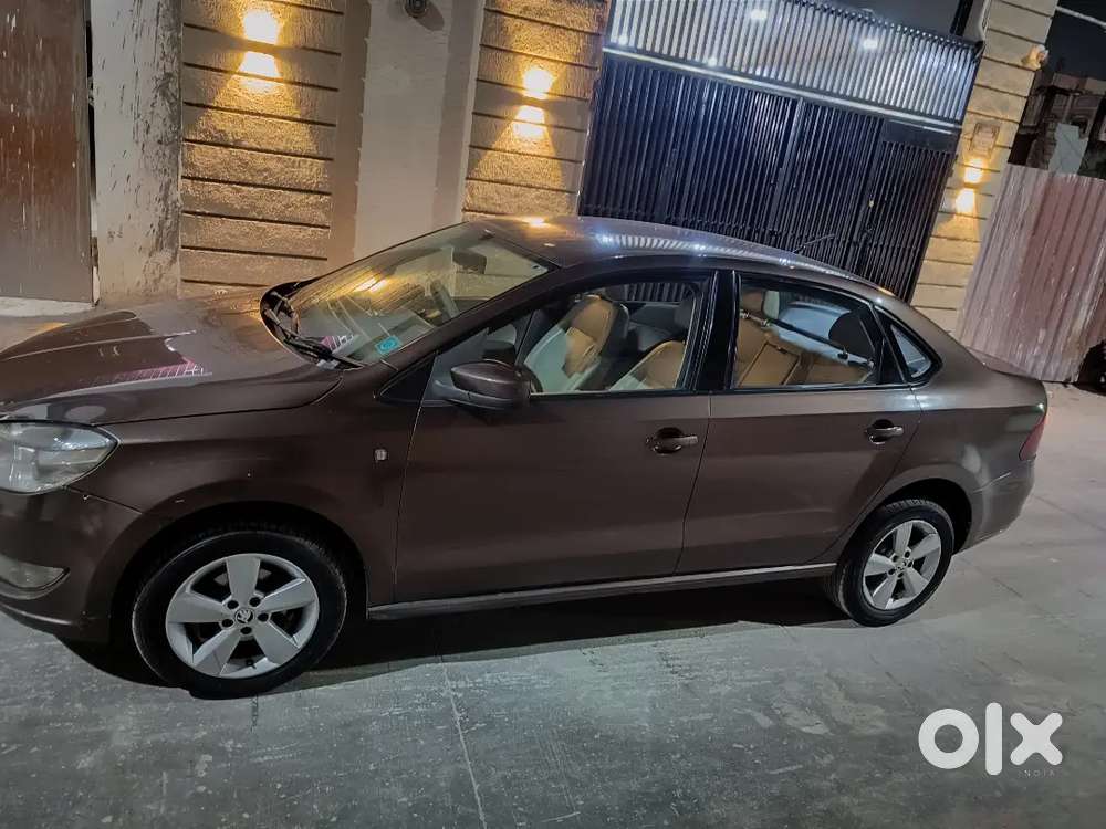 Skoda Rapid Automatic 2015