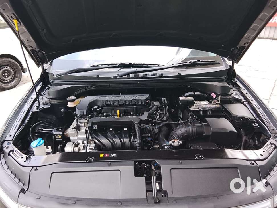 Hyundai Verna 1.5 Sx (o) Ivt, 2025, Petrol