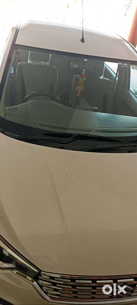 Good Condition. Hybrid. Rear Camera. Etc