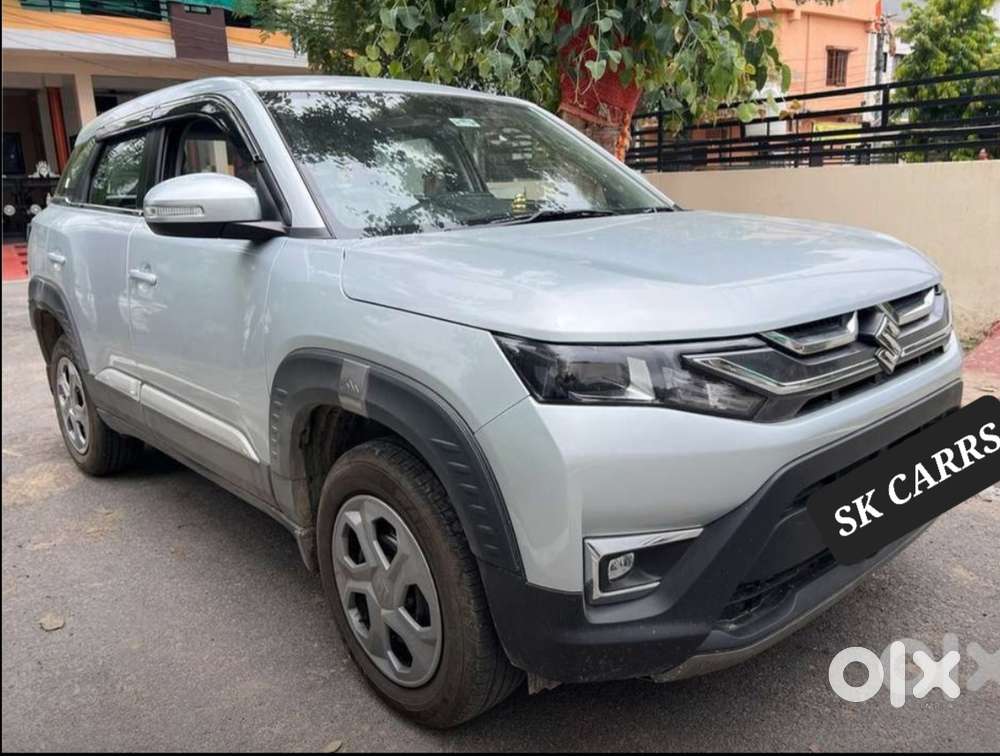 Maruti Suzuki Brezza 1.5 Lxi Smart Hybrid, 2025, Petrol