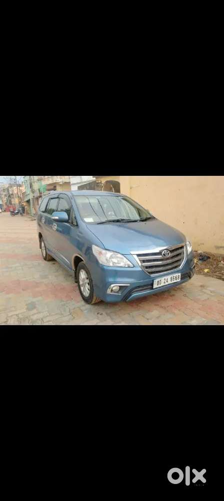 Toyota Innova 2014 Diesel Well Maintained