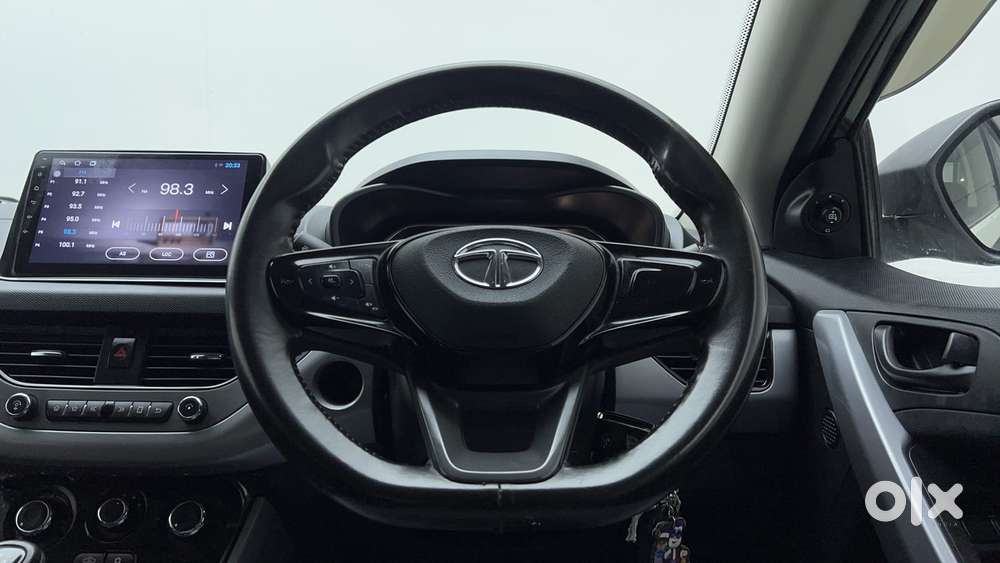 Tata Nexon 1.2 Revotron Xm (s), 2023, Petrol