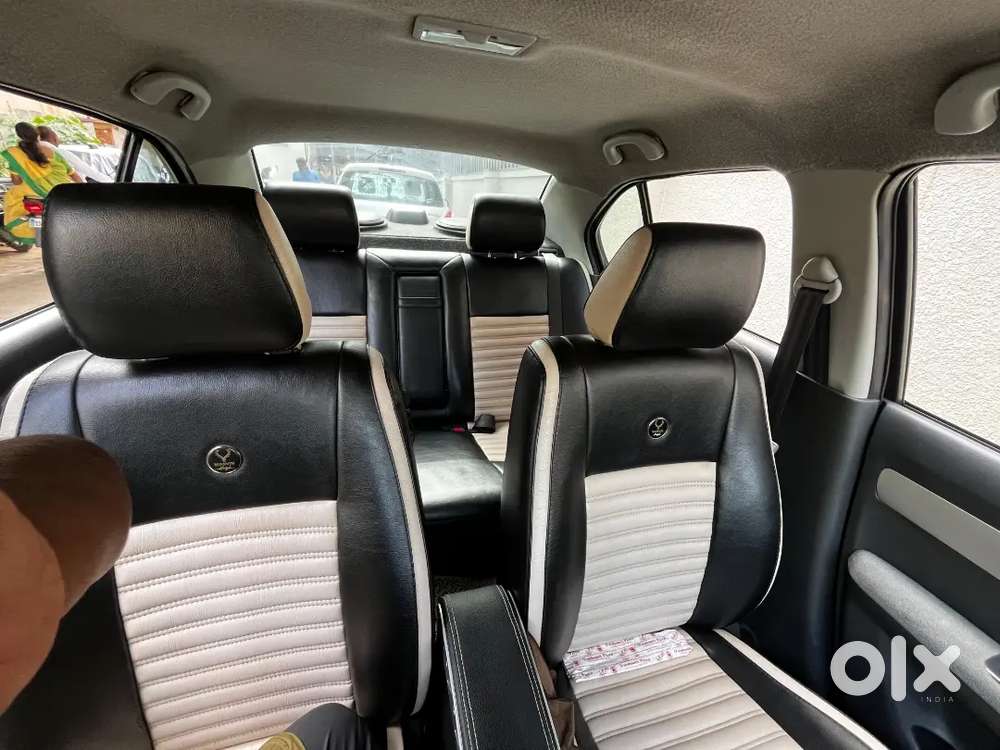 Maruti Suzuki Dzire 2011 Year