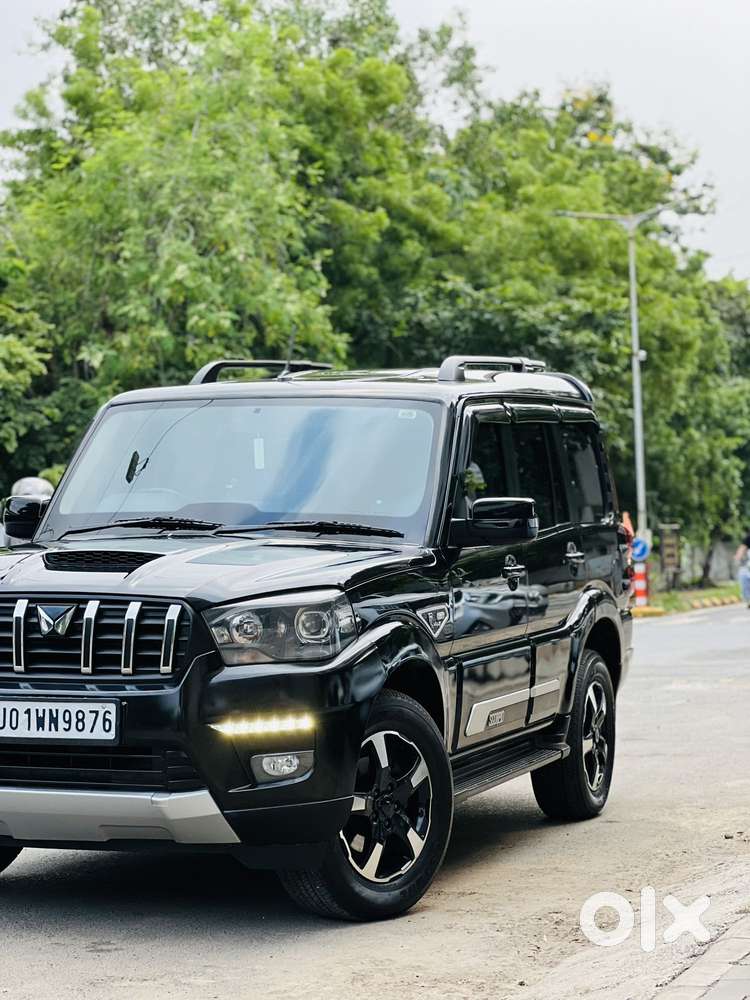 Mahindra Scorpio Classic 2.2 S 11 Mt 7 Str, 2023, Diesel