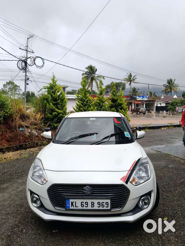 Maruti Suzuki Swift Vxi, 2018, Petrol