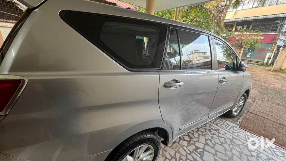 Toyota Innova Crysta 2016 Diesel Manual