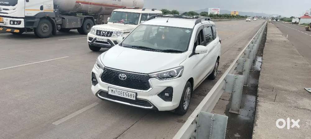 Toyota Rumion 2024 Cng & Hybrids 64345 Km Driven