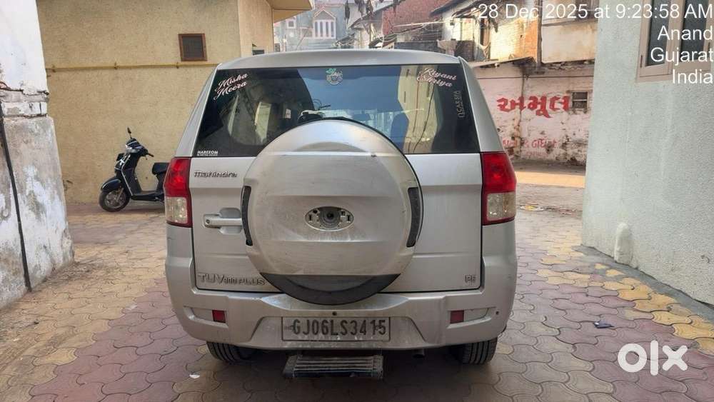 Mahindra Tuv 300 Plus 2018