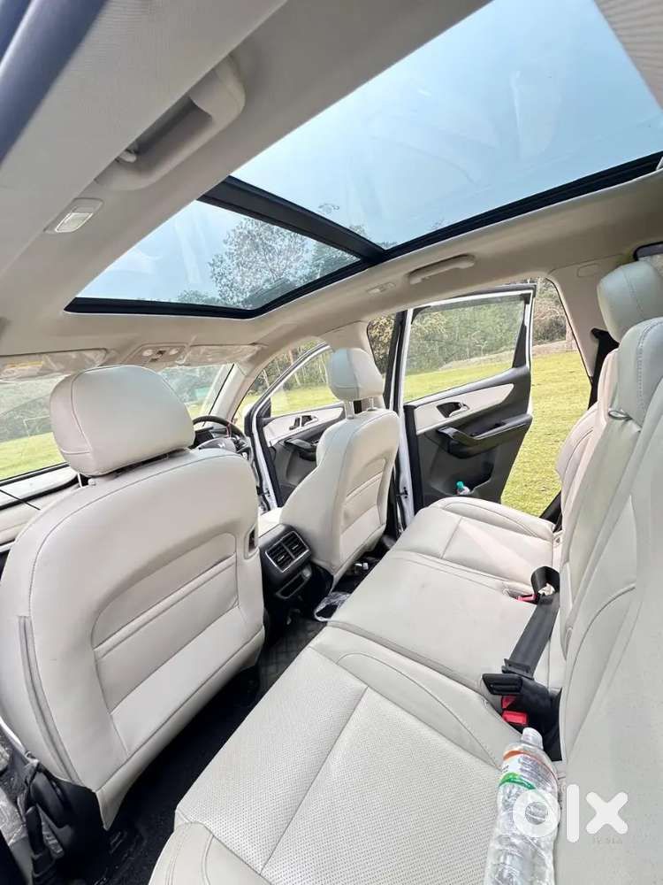 Mahindra Xuv700 Petrol 2024