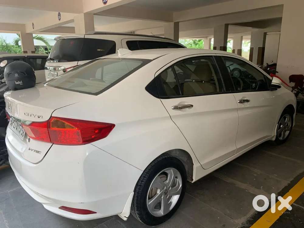 Honda City 1.5 V Mt Bs Iv