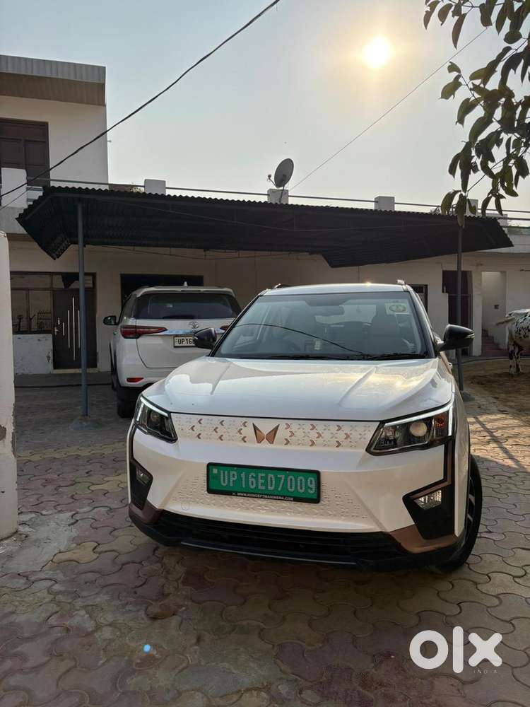 Mahindra Xuv400 Ev 2024