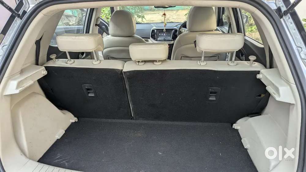 Mahindra Xuv300 2021 Diesel Well Maintained