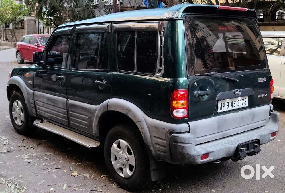 Mahindra Scorpio 2003