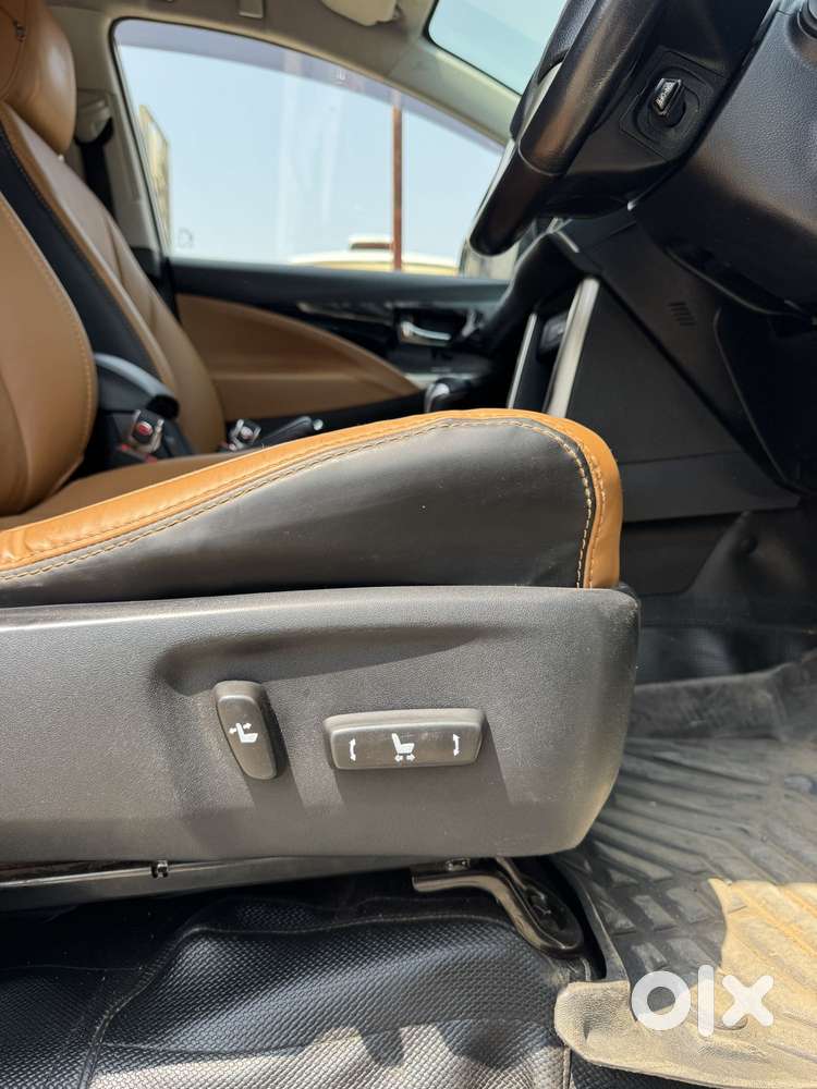 Toyota Innova Crysta 2.8 Zx At, 2017, Diesel