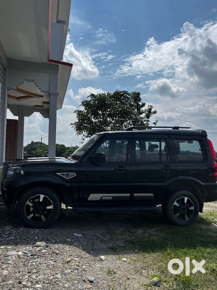 Mahindra Scorpio Classic S Upgraded To S11