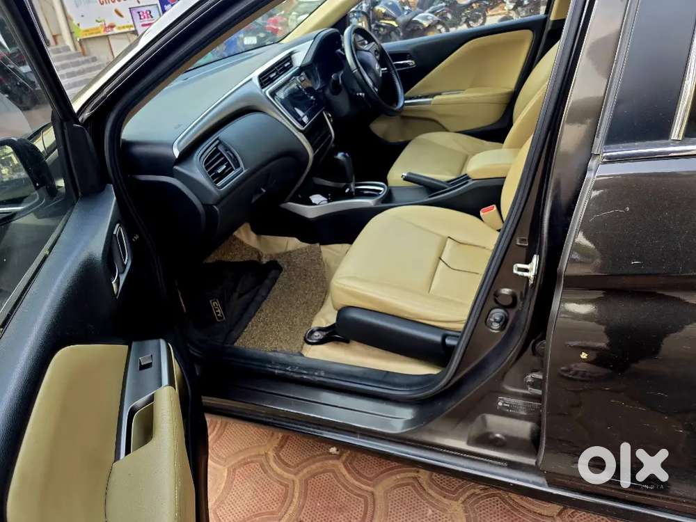 Honda City Zx 2017 Petrol Well Maintained