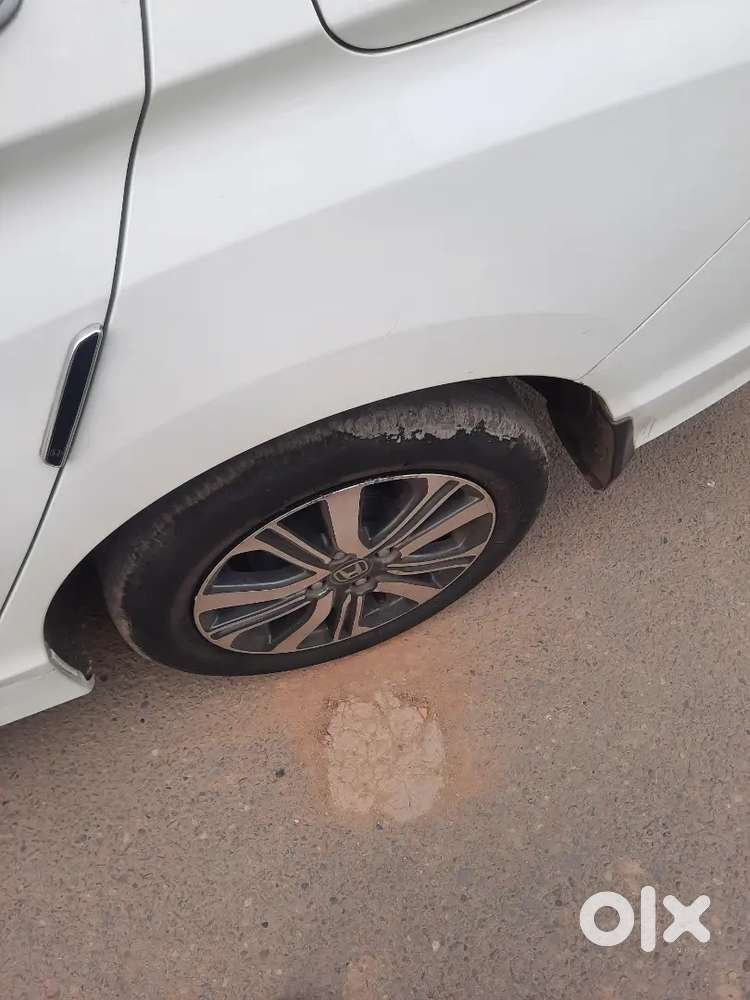 Very Good Condition.