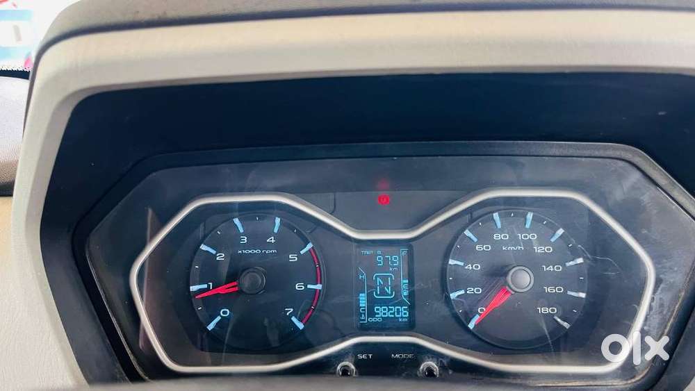 Mahindra Scorpio S10, 2016, Diesel