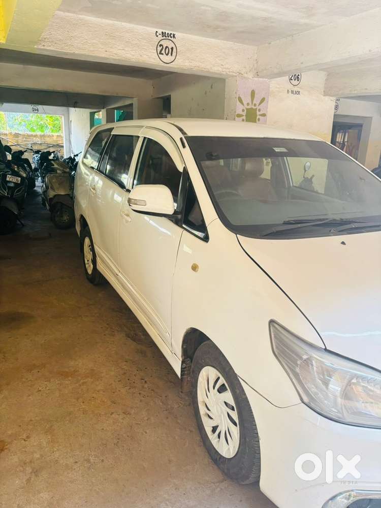 Toyota Innova Diesel 2013 Model
