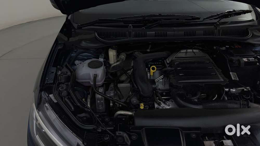 Volkswagen Virtus 1.0 Topline Tsi At, 2023, Petrol