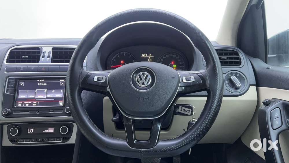 Volkswagen Vento 1.6 Highline, 2022, Petrol