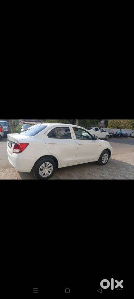 Maruti Suzuki Dzire 1.2 Lxi, 2022, Petrol