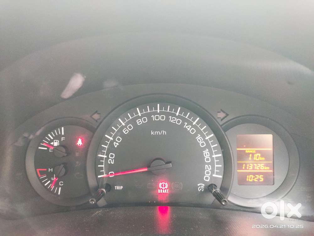 Maruti Suzuki Swift Lxi Optional-o, 2016, Petrol