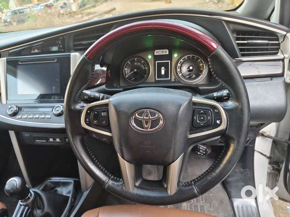 Toyota Innova Crysta Touring Sport 2.4 Mt, 2018, Diesel