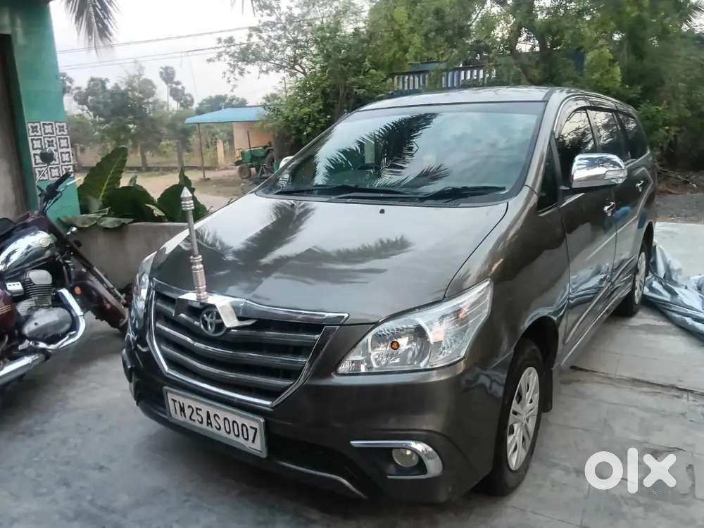 Toyota Innova 2015 Diesel 99000 Km Driven G Model