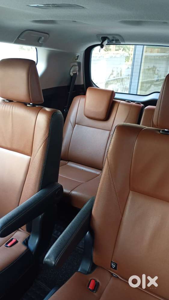 Toyota Innova Crysta 2.8z Automatic, 2019, Diesel
