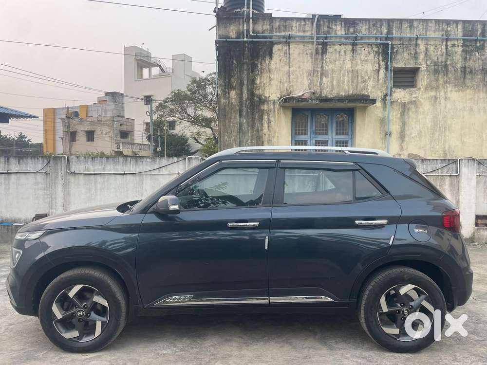 Hyundai Venue Sx+ At, 2019, Petrol