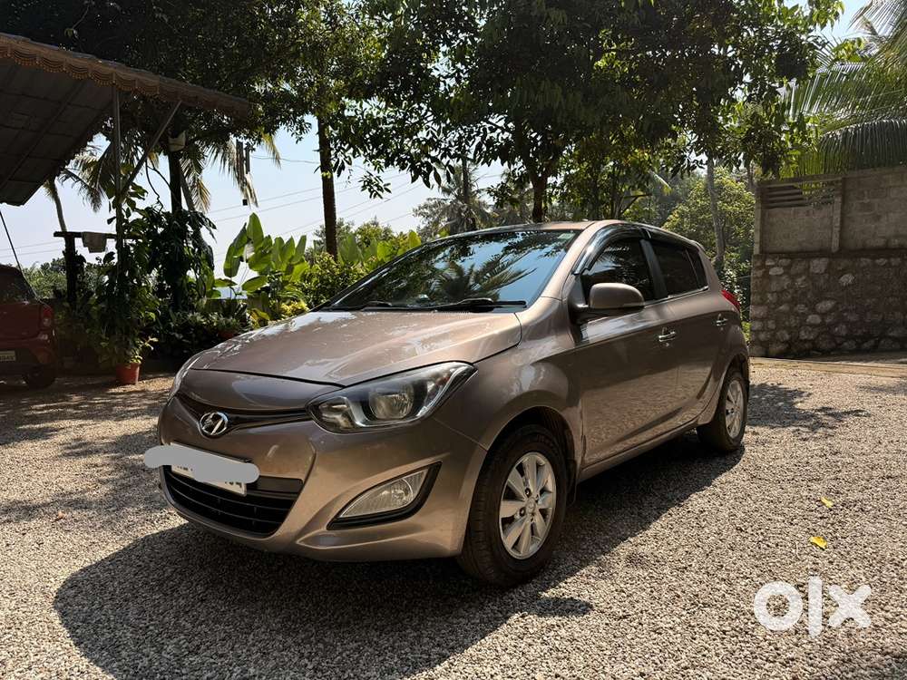 Hyundai I20 Petrol Manual 2012