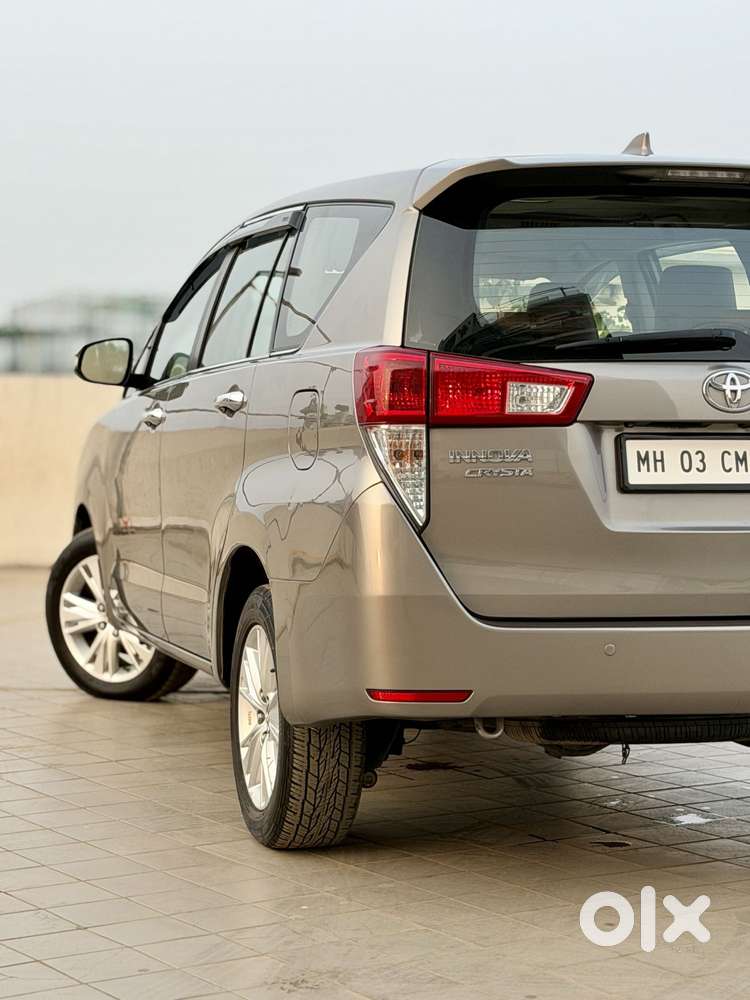 Toyota Innova Crysta 2.8z Automatic, 2016, Diesel