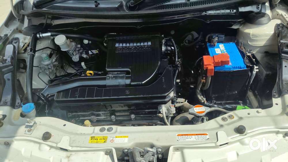 Maruti Suzuki Dzire, 2015, Petrol