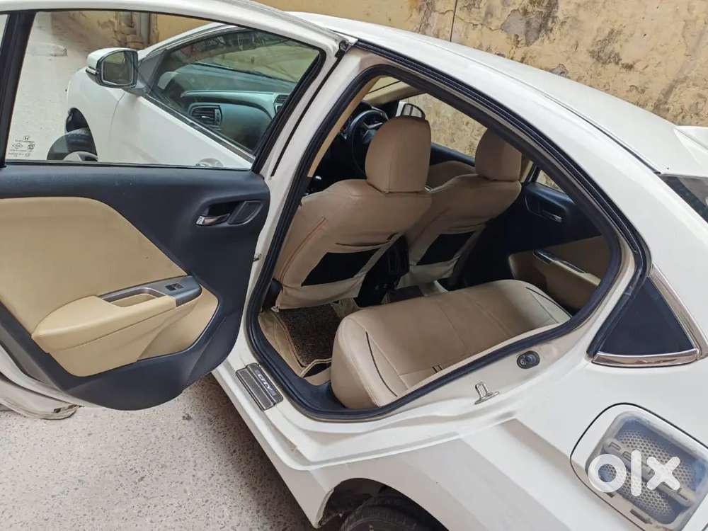 Honda City  November 2016 First Owner Petrol Car Top Model