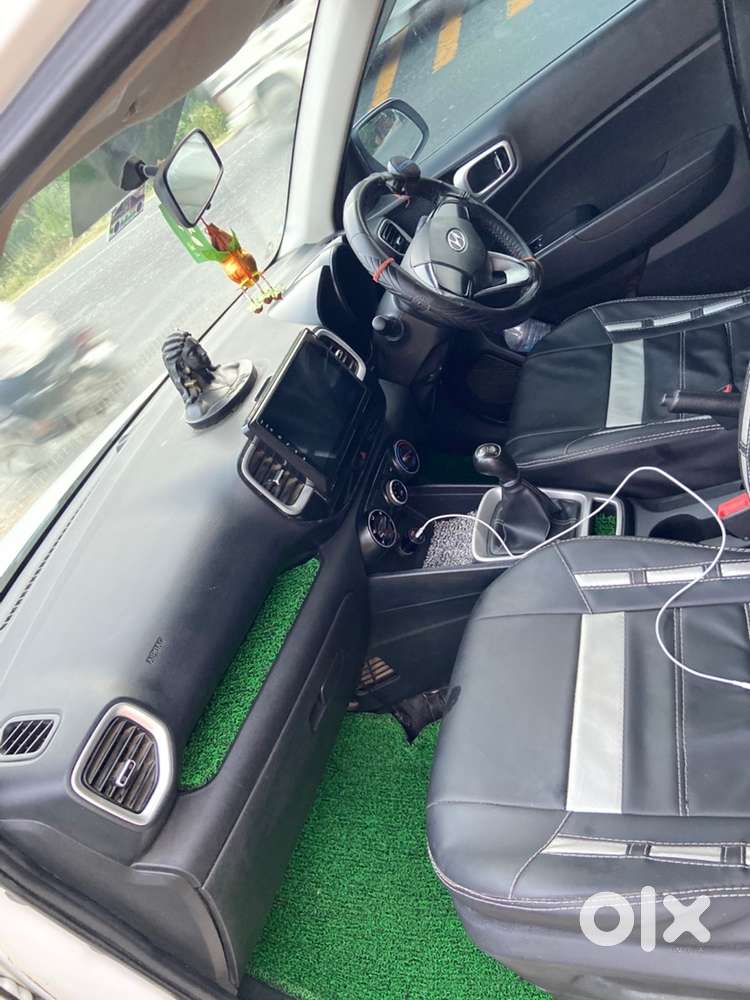 Hyundai Venue 2020 Petrol 37000 Km Driven